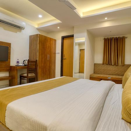 Soonstay Hotel Konark 인도르 외부 사진