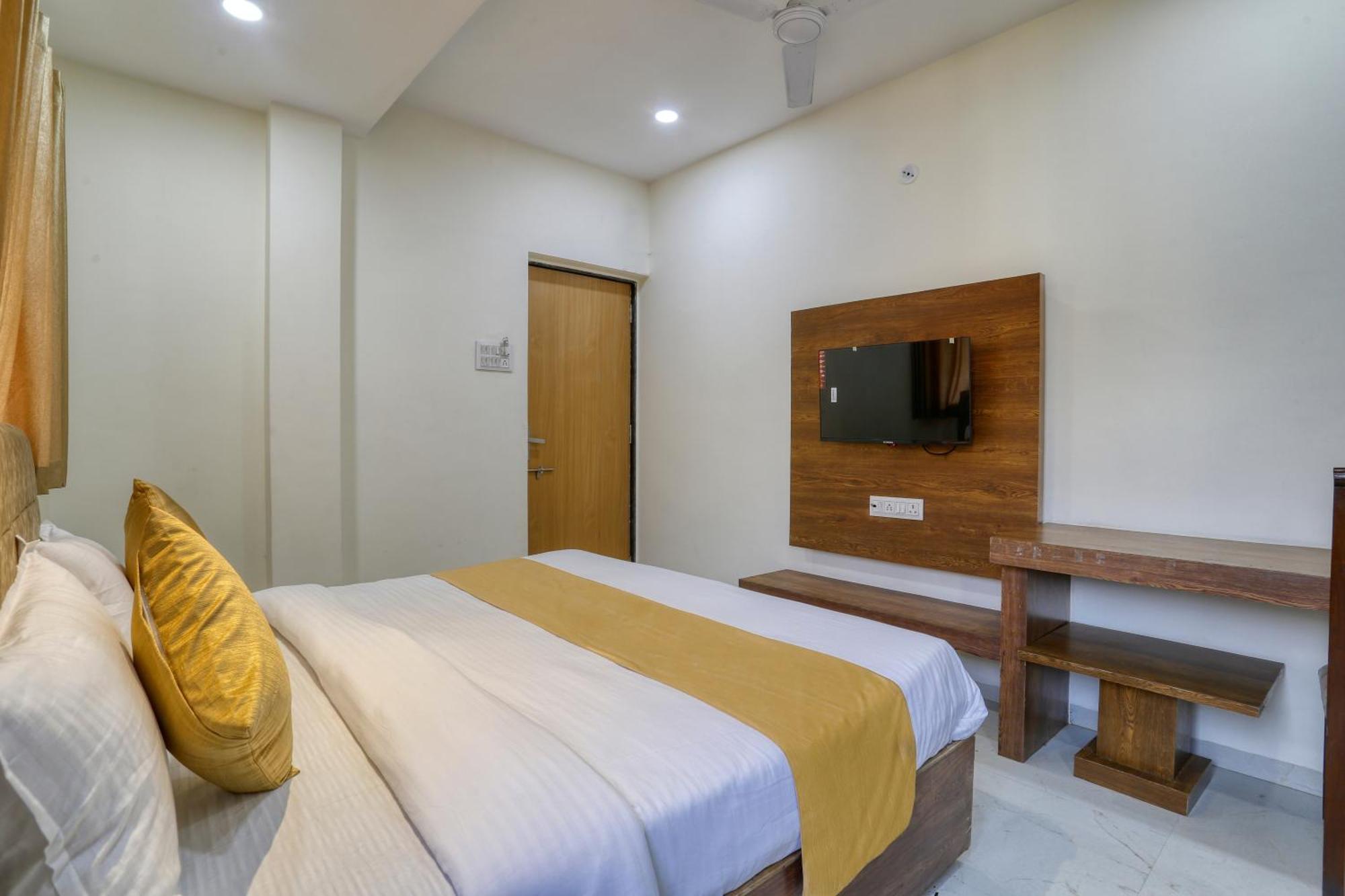 Soonstay Hotel Konark 인도르 외부 사진