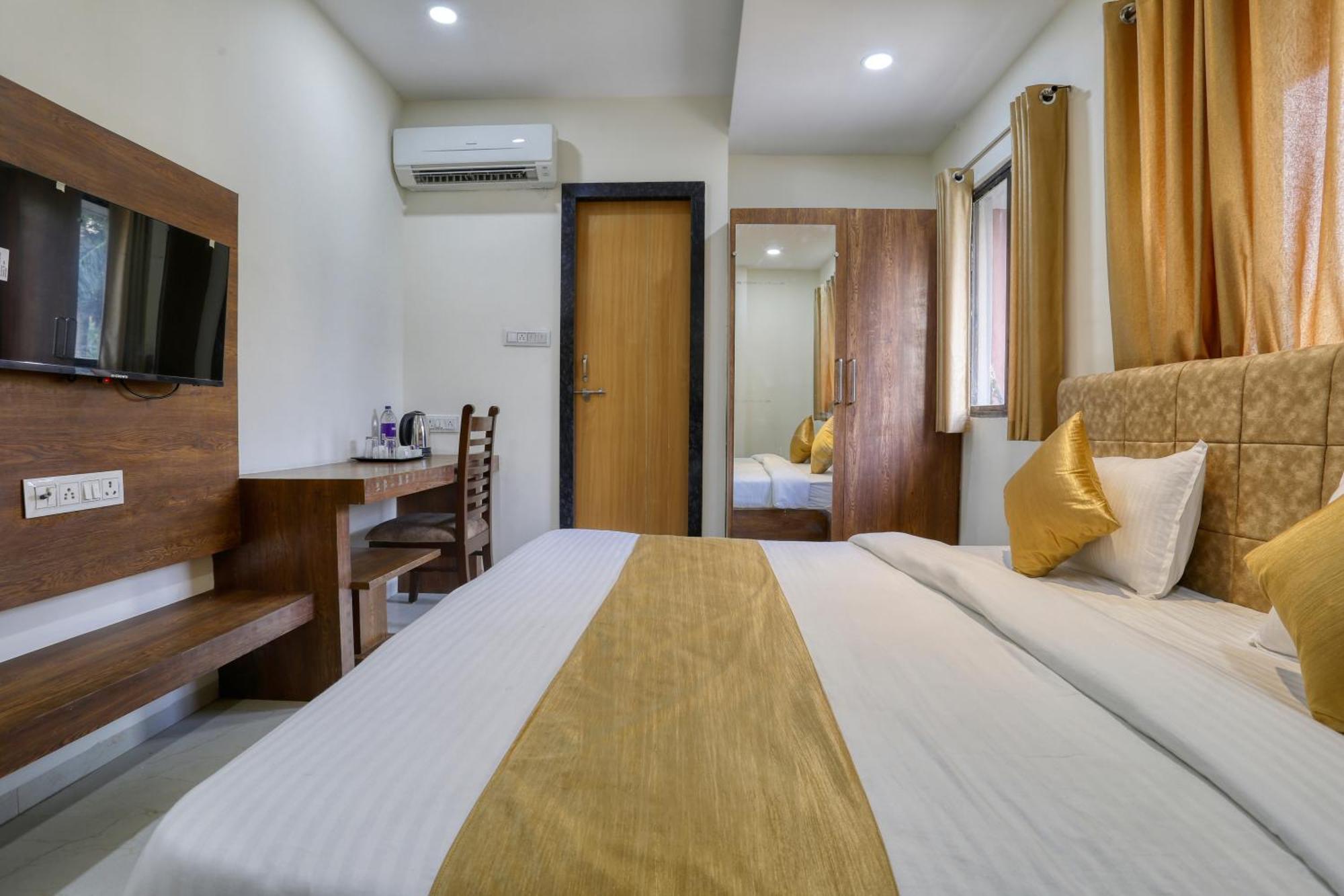 Soonstay Hotel Konark 인도르 외부 사진